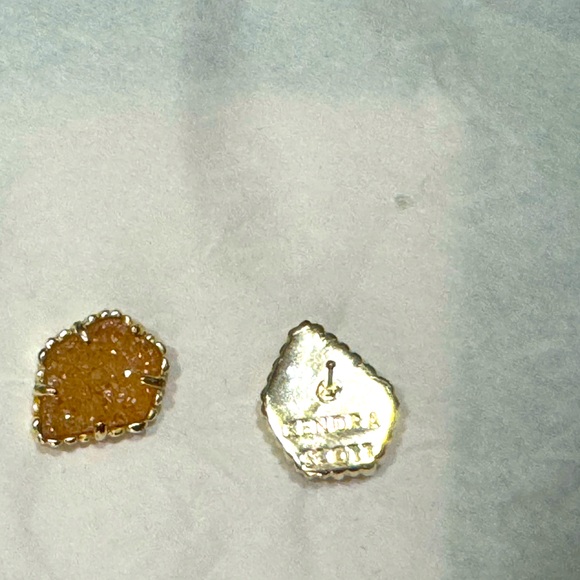 Kendra Scott earrings EUC - Picture 3 of 4